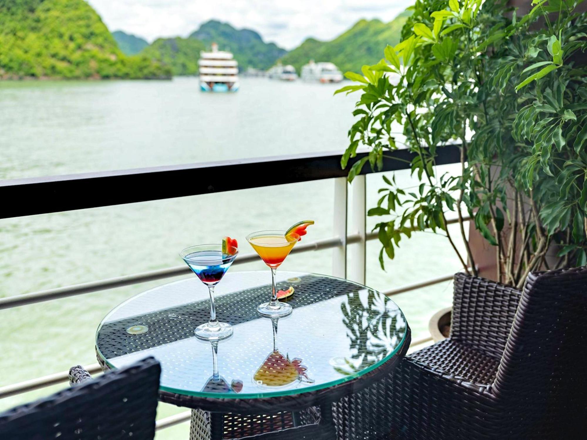 Le Journey Elegance Cruise Hotel Hạ Long Ngoại thất bức ảnh