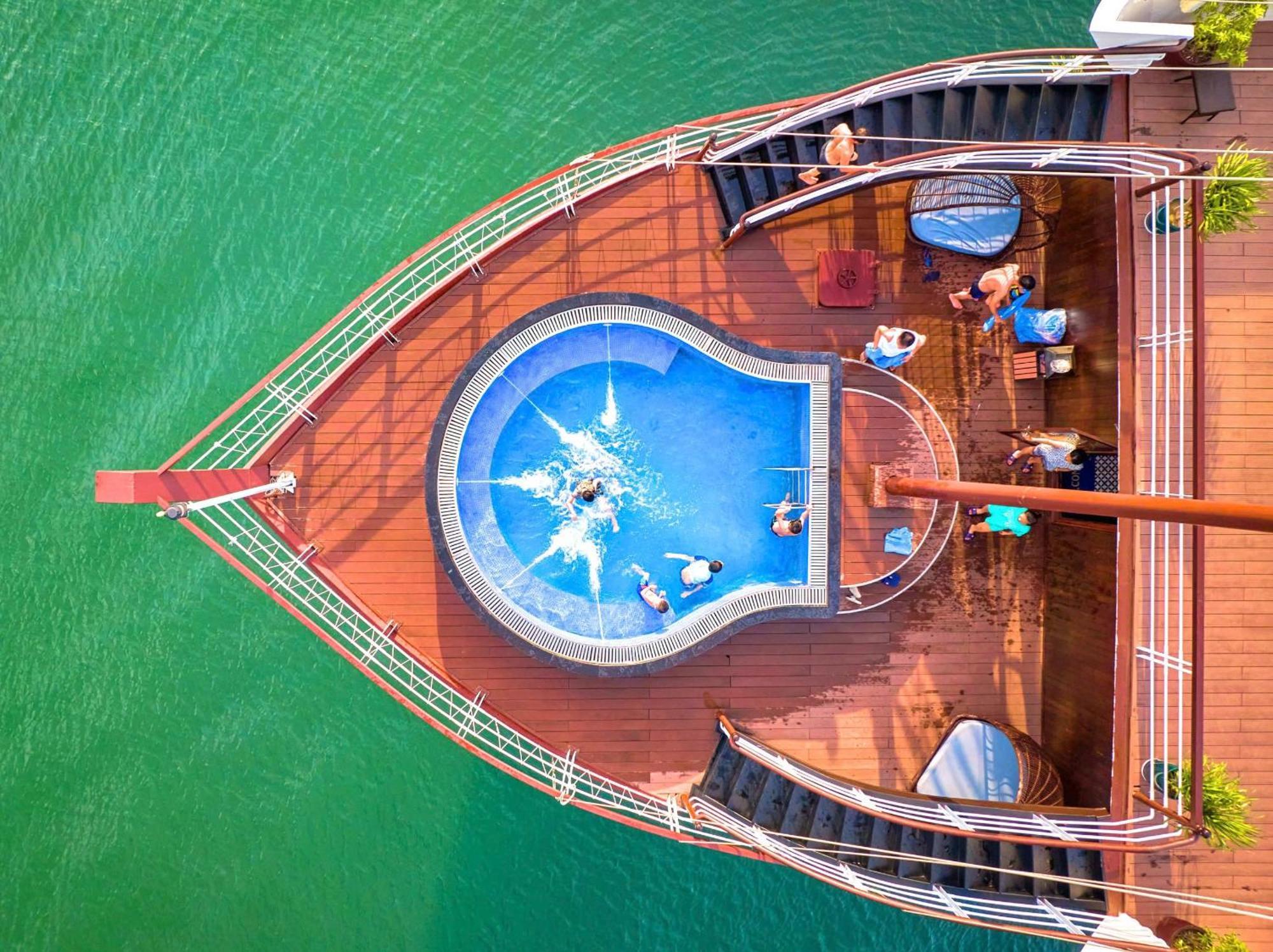 Le Journey Elegance Cruise Hotel Hạ Long Ngoại thất bức ảnh